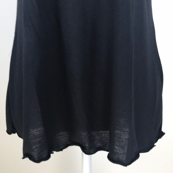 Hot Mama Flutter Sleeved Top - Picture 4 of 7